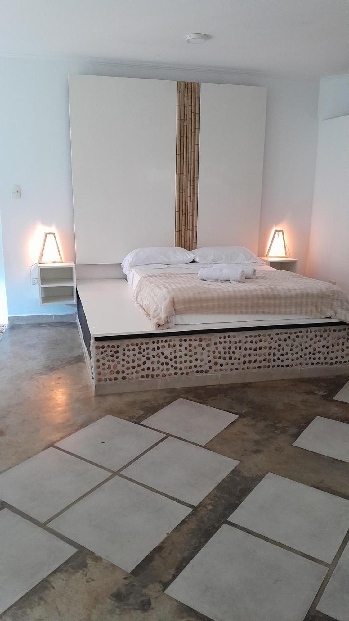 Noah Housing Hostel ซานโต โตเม ภายนอก รูปภาพ